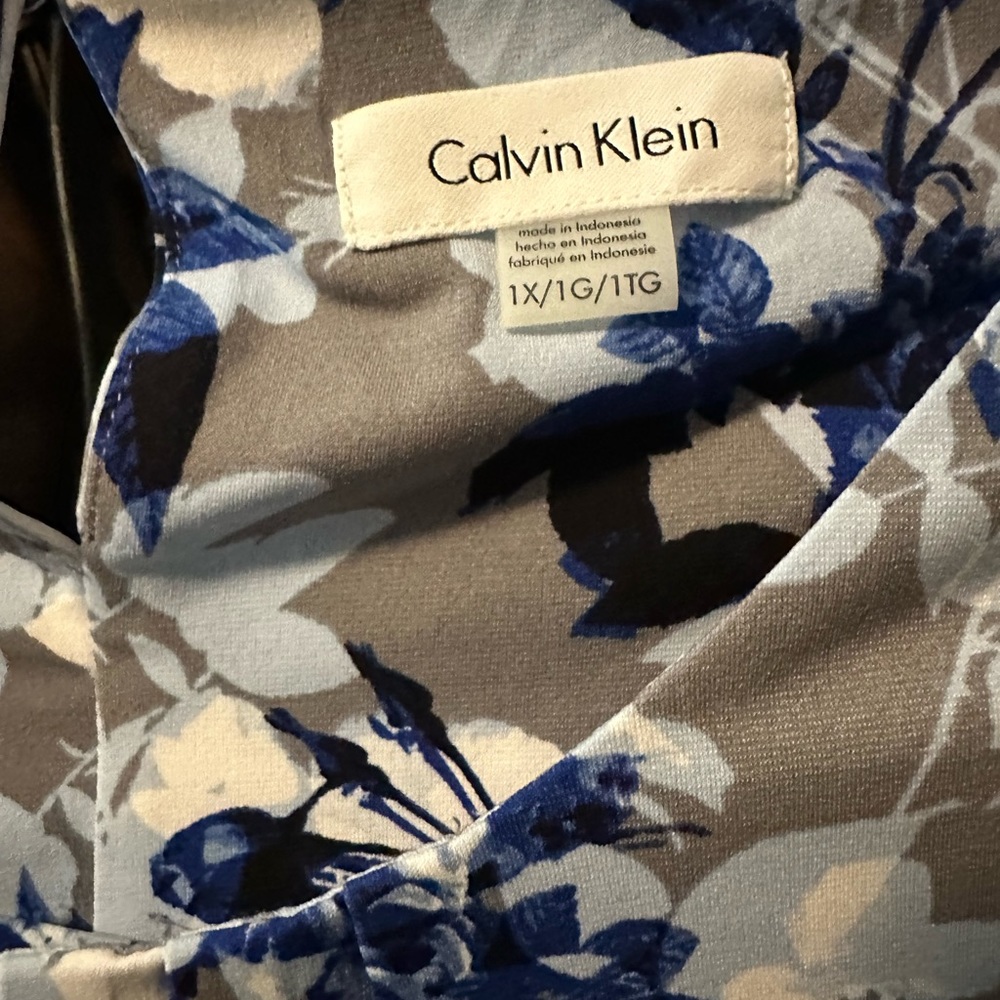 CK blouse - Picture 3 of 5